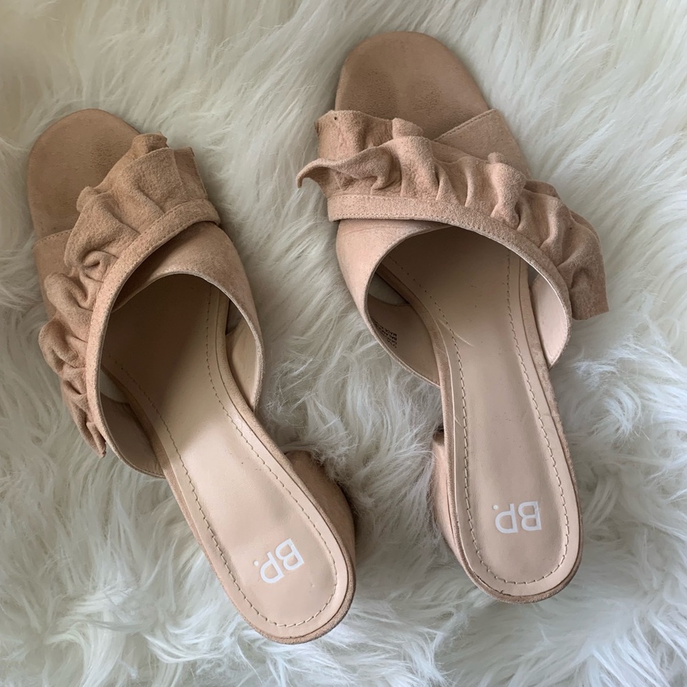Blush ruffle slides
